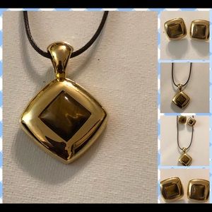 MARBLE PENDANT NECKLACE AND EARRINGS